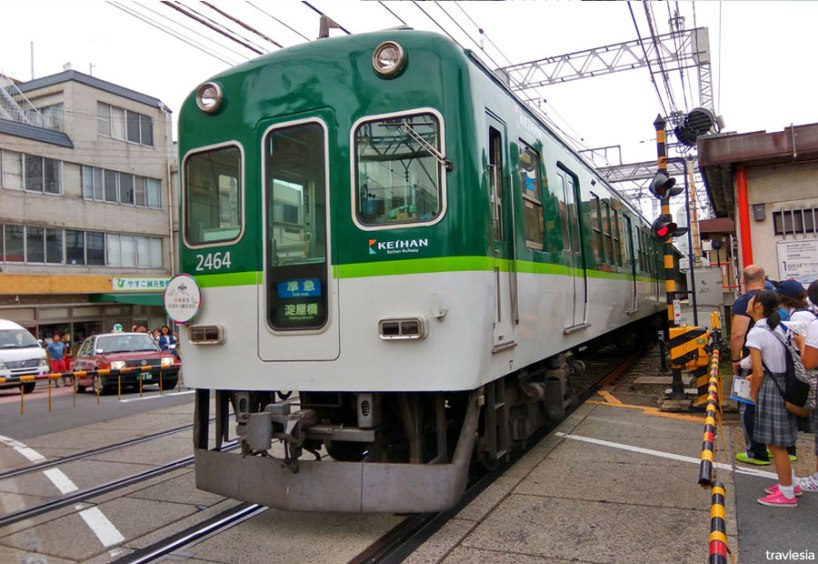 The train at JR Inari Station