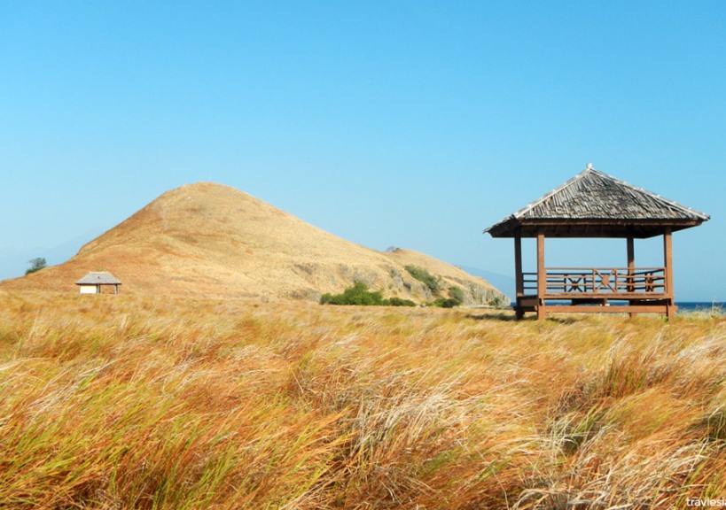 Located in eastern Lombok, this island is perfect getaway destination